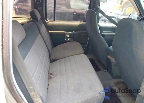 1996 Ford Explorer из США, поврежденный, VIN 1FMDU32X4TZA63759